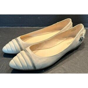Nine West Cream Flats with Silver Accent